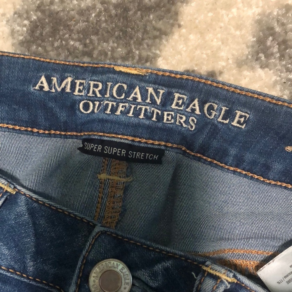 American Eagle Distressed Jegging - Picture 6 of 7